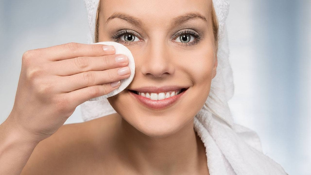 Dầu dừa có khả năng tẩy trang tốt