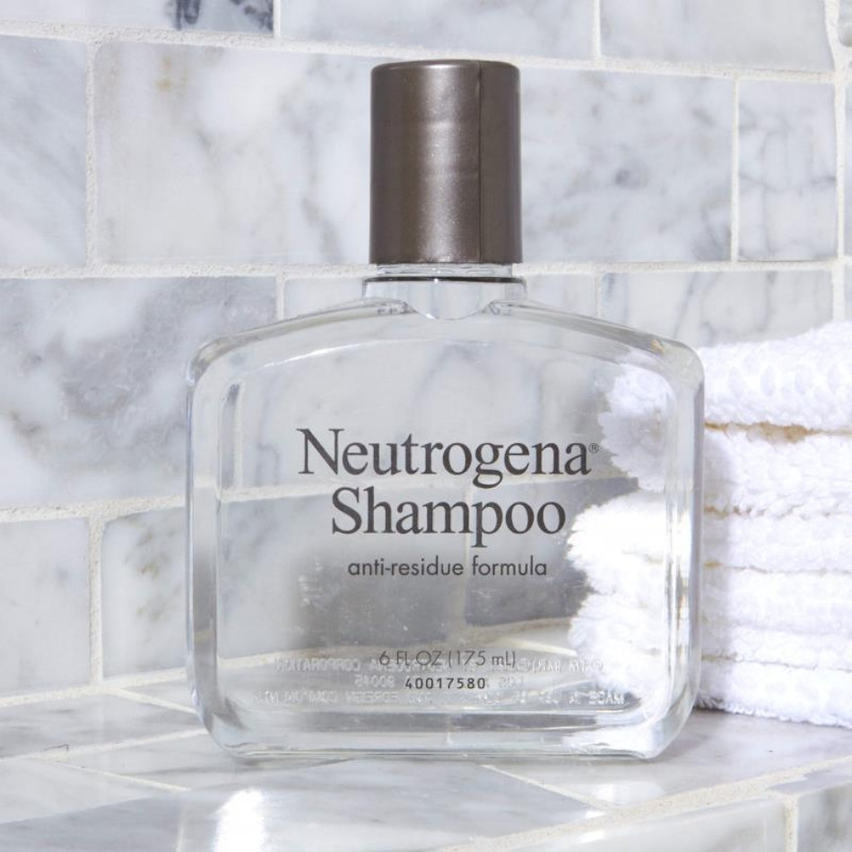Dầu gội Neutrogena Anti-Residue trên thị trường