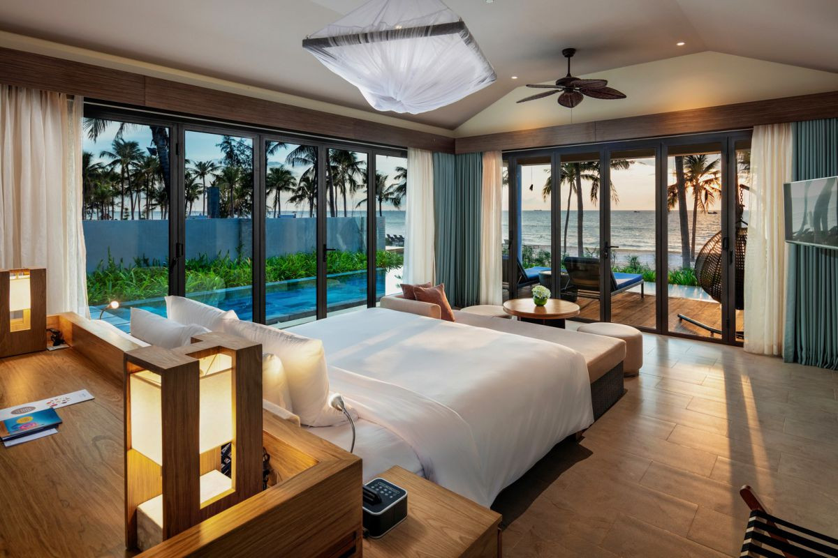 Deluxe Beachfront Bungalow With Private Pool - Novotel Phú Quốc