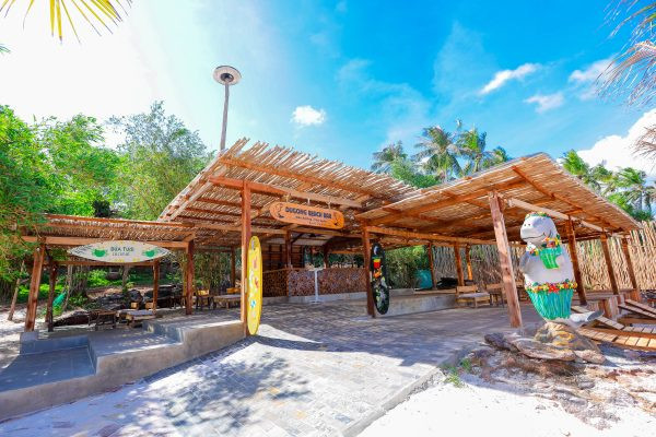 Dugong Beach Bar