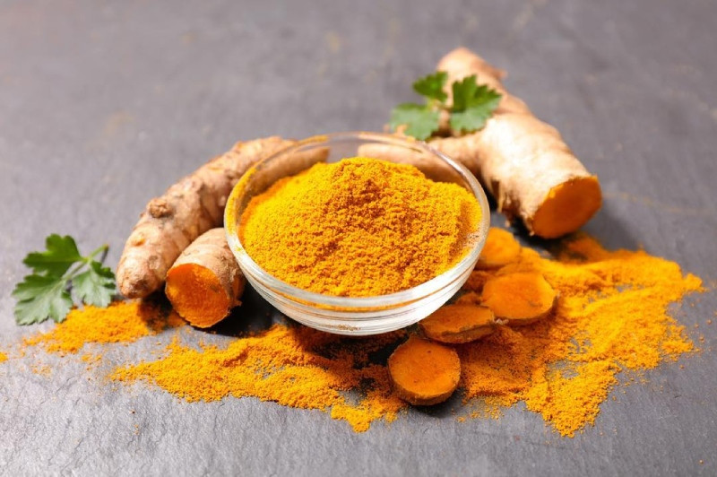 Dưỡng da bằng tinh bột nghệ