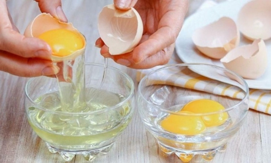Dưỡng tóc bằng trứng gà