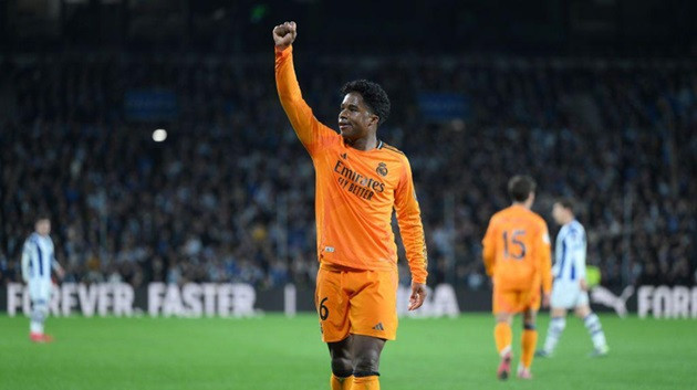 Sociedad 0-1 Real Madrid: Người hùng Endrick; Lợi thế mong manh