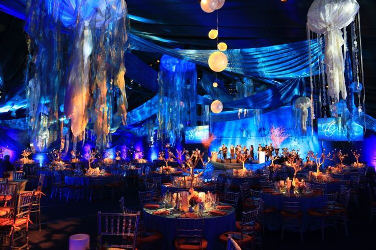 15 Ý Tưởng Gala Dinner Độc Đáo Gây Ấn Tượng Mùa Cuối Năm
