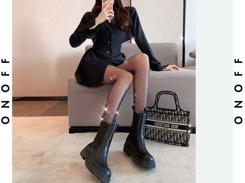 Giày boots với tất lưới sexy