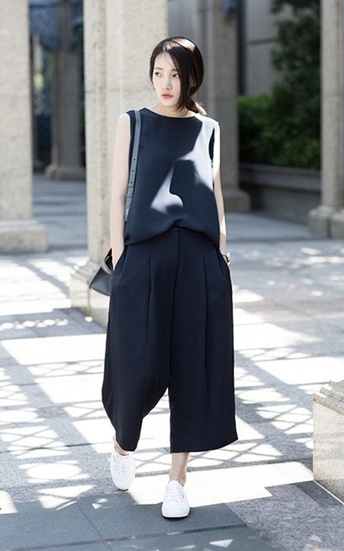 Giày sneakers với Culottes