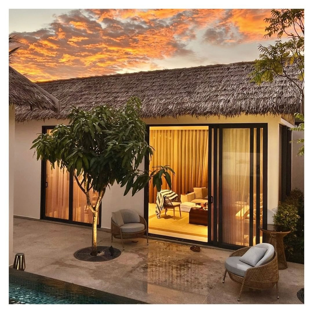 Grand Pool Villa