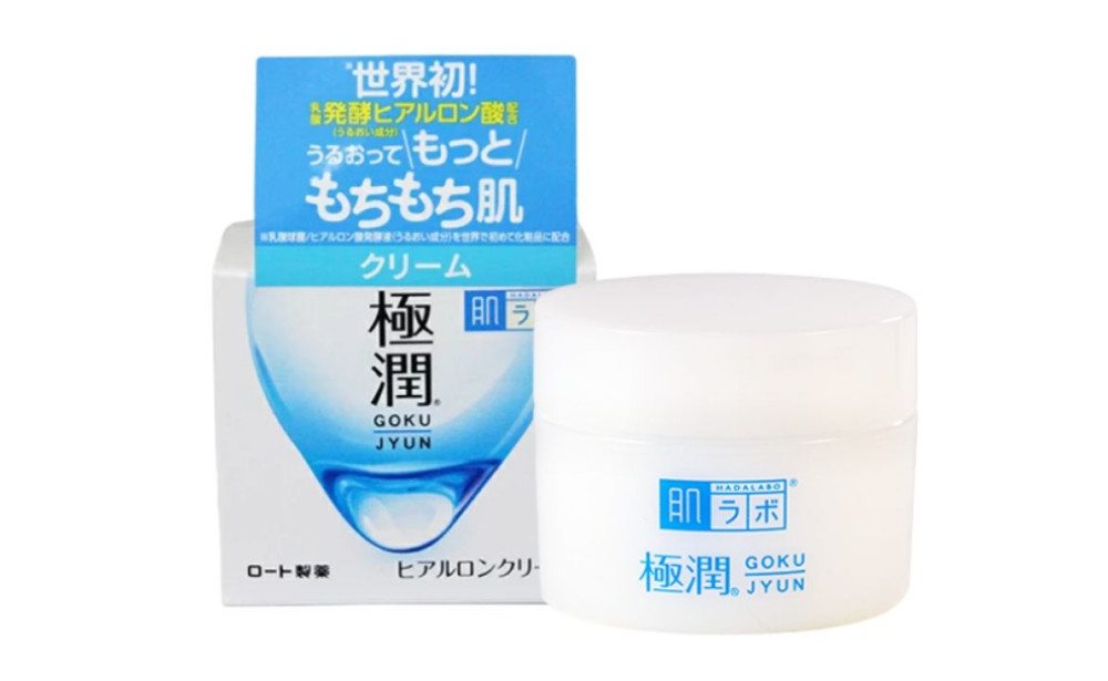 Hada Labo Gokujyun Hyaluronic giúp duy trì độ ẩm cho da thường
