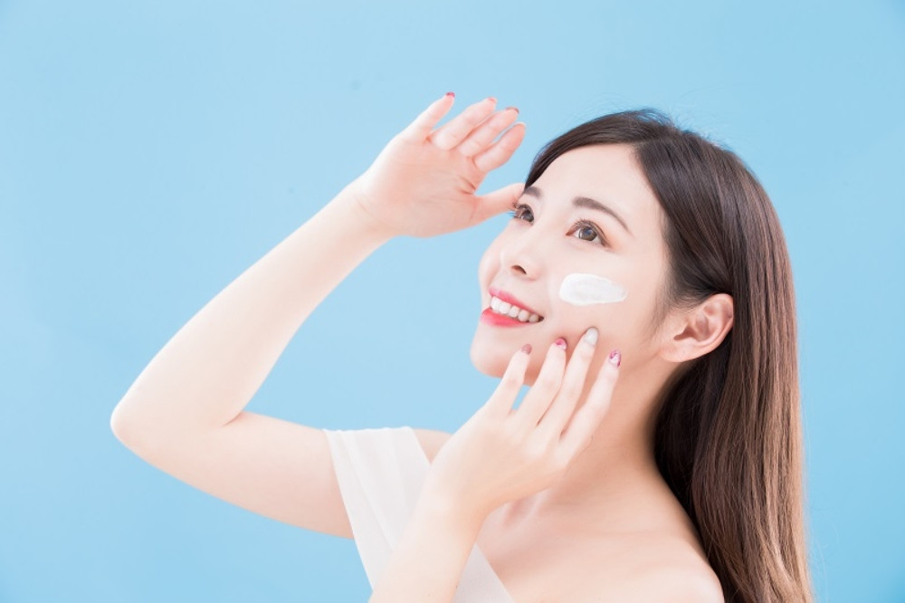Hạt ý dĩ giúp chống nắng và bảo vệ da khỏi các tác nhân gây hại