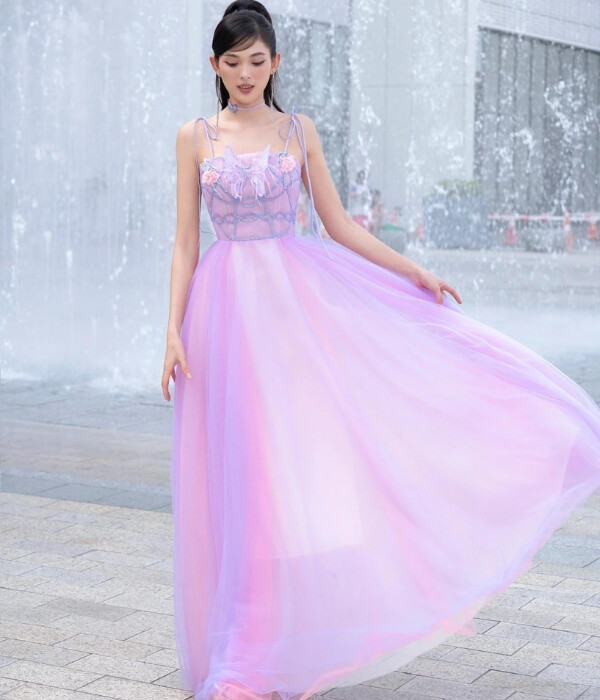 Hãy thể hiện cá tính riêng của bản thân qua màu sắc của chiếc váy dự tiệc prom