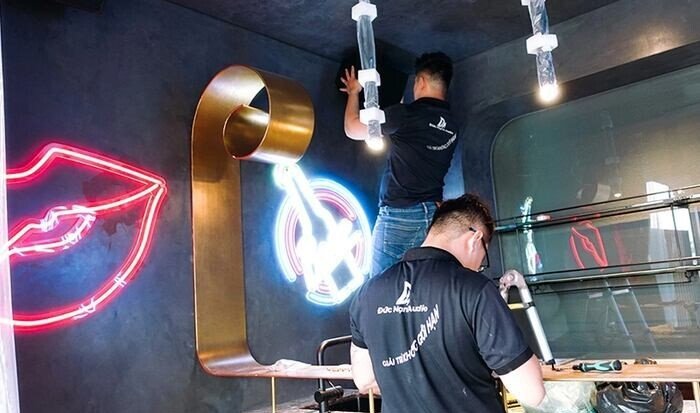 Hệ thống âm thanh quán pub