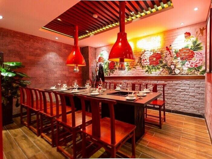Hệ thống ánh sáng linh hoạt mang đến cảm giác cổ xưa cho nhà hàng Trung Quốc