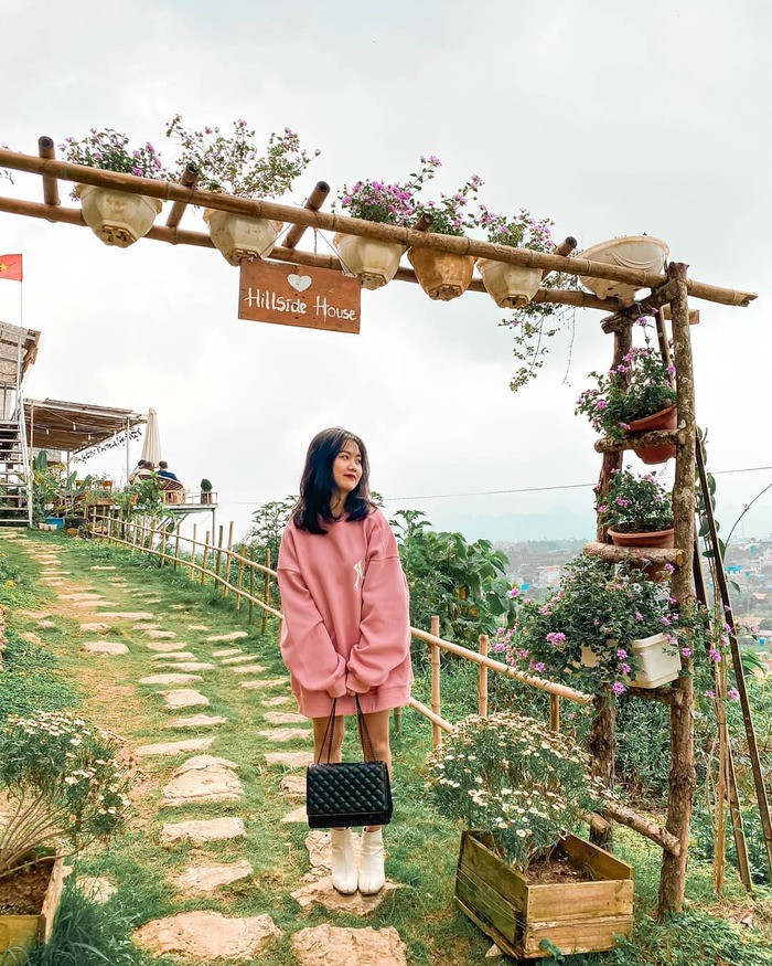 Hillside House với khung cảnh thiên nhiên tuyệt đẹp