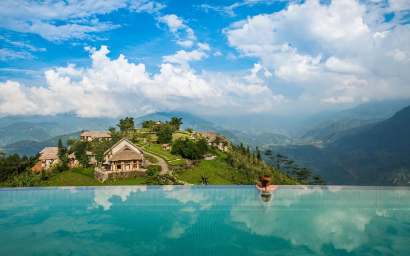 Hồ bơi vô cực ở Topas Ecolodge Resort