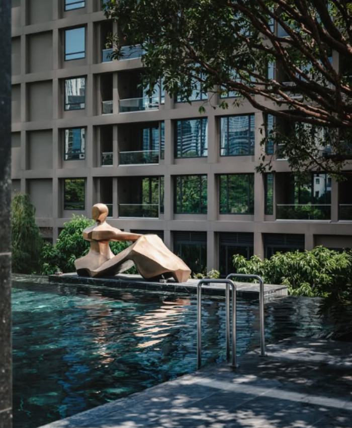 Hồ bơi vô cực tại Kimpton Maa-Lai, điểm check-in yêu thích của nhiều du khách