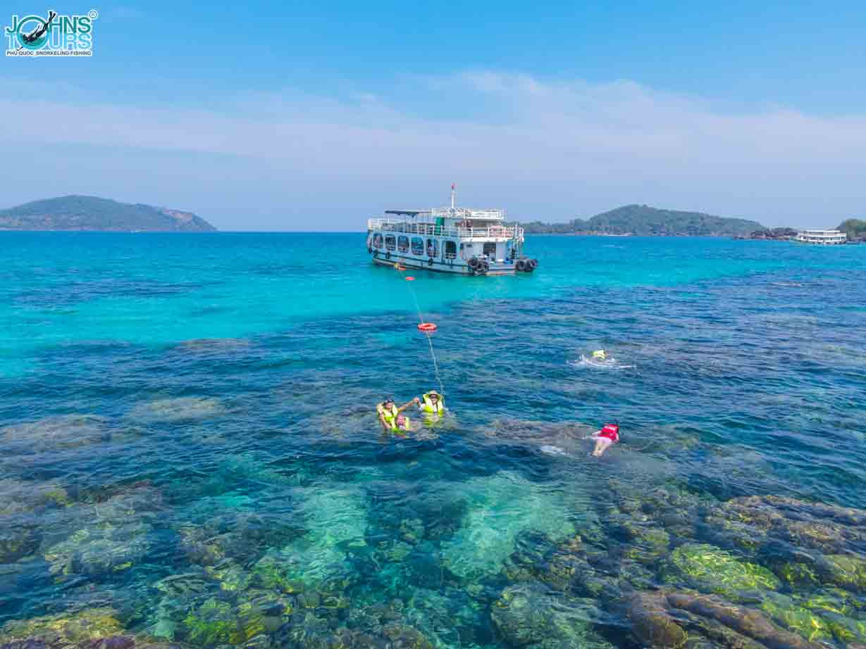 Hòn Gam Ghi - Một trong những điểm ngắm san hô đẹp nhất