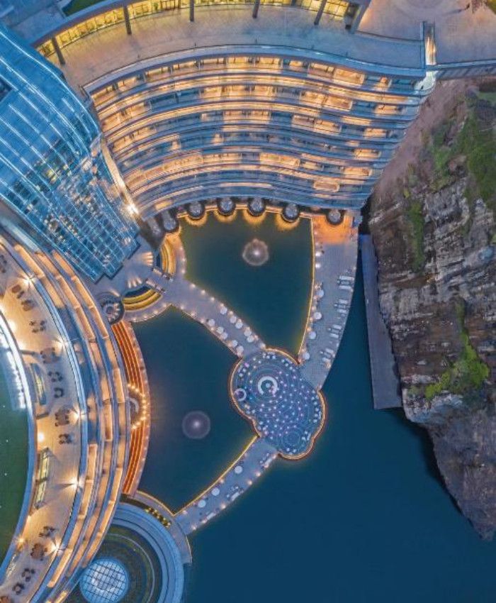 InterContinental Shanghai Wonderland lung linh từ trên cao