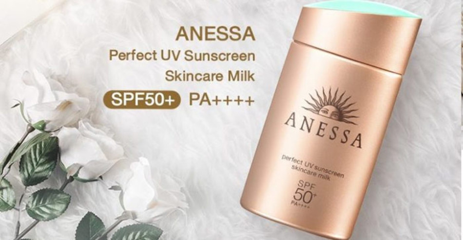 Kem Chống Nắng Anessa Perfect UV Skincare Milk