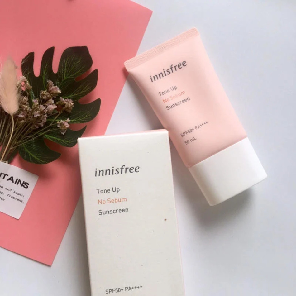 Kem chống nắng Innisfree Tone Up Watering Sunscreen