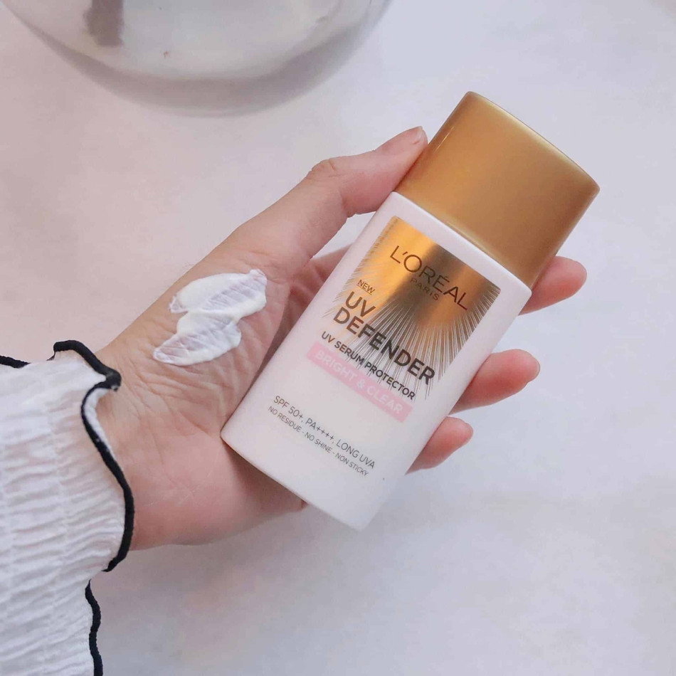 Kem chống nắng L’Oreal Paris UV Defender Bright &amp; Clear