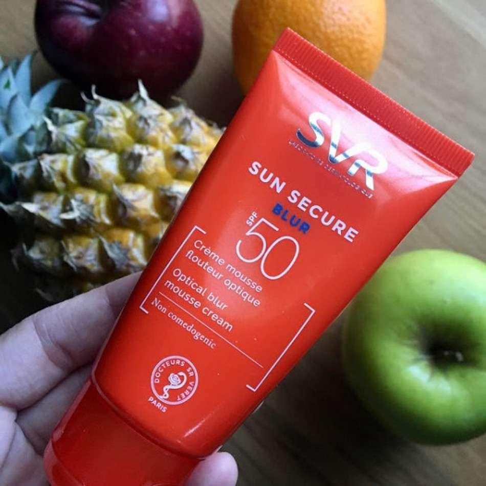 Kem chống nắng nâng tone SVR Sun Secure Blur SPF50