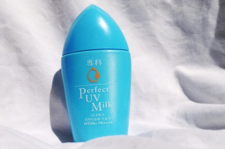 Kem chống nắng vật lý lai hóa học Senka Perfect UV Milk SPF 50+ PA++++