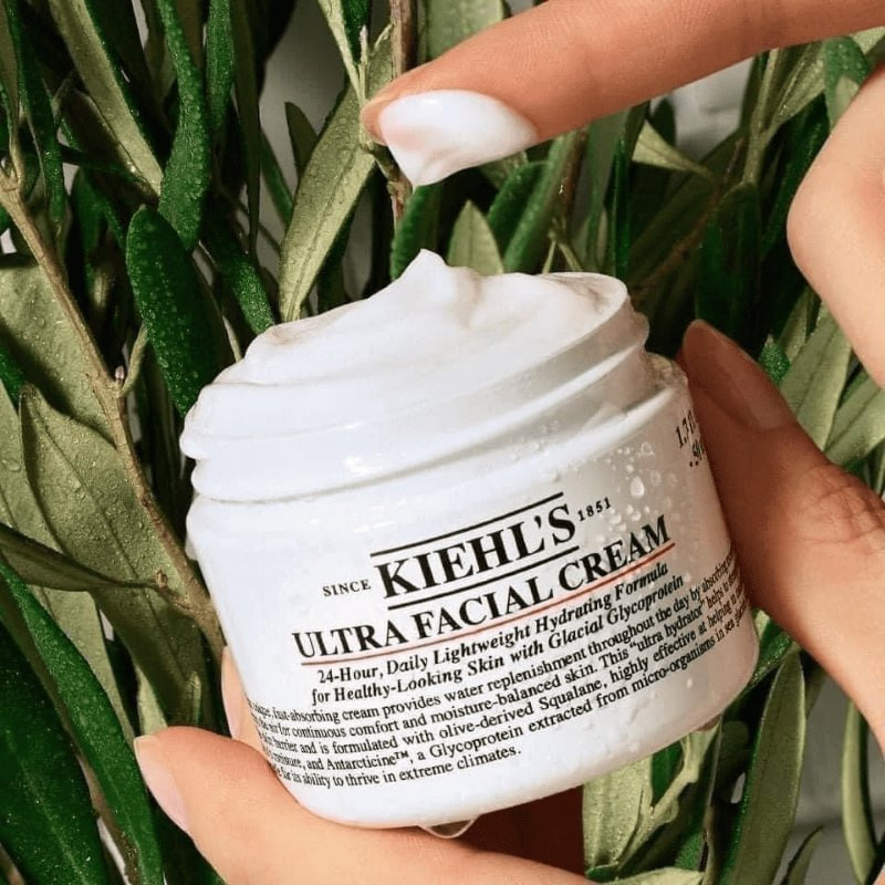 Kem dưỡng ẩm Kiehl’s Ultra Facial Cream được đánh giá là một loại kem siêu dưỡng ẩm