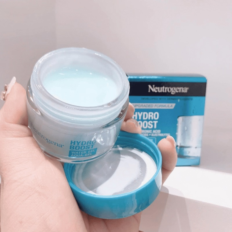 Kem dưỡng ẩm Neutrogena Hydro Boost Water Gel có khả năng khóa ẩm lên đến 72 tiếng