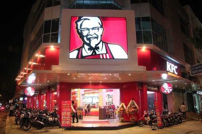 kfc-nhuong-quyen-phi-duy-tri-tu-4-den-8-phan-tram