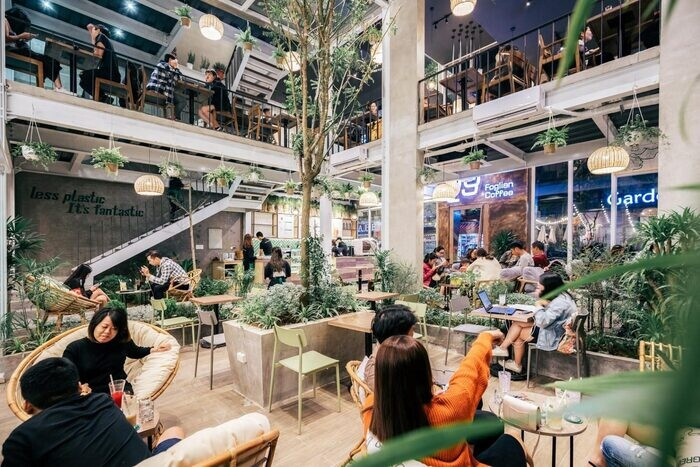 Định vị chân dung 6 nhóm khách hàng mục tiêu của quán cafe