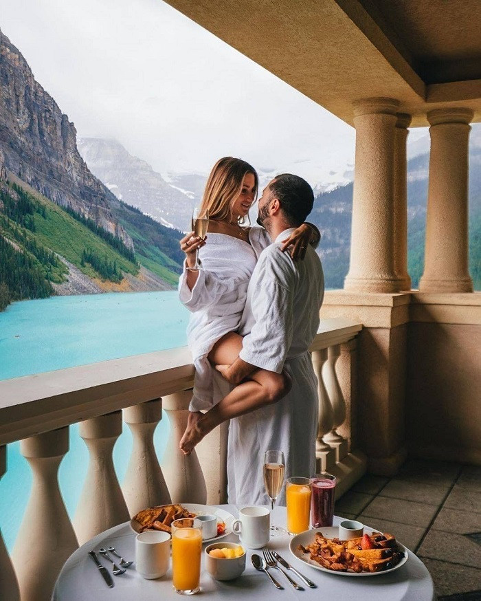 Khách sạn Fairmont Chateau Lake Louise - Gợi ý tuyệt vời cho chuyến du lịch Canada