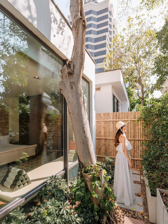 Khách sạn Grand Hyatt Erawan Bangkok với vị trí chiến lược ở trung tâm thành phố