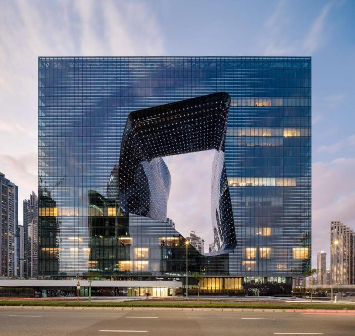 Đắm chìm trong không gian nghệ thuật tại khách sạn ME Dubai by Melia sang chảnh bậc nhất Dubai