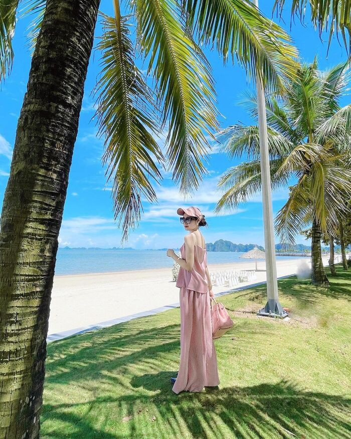 Khách sạn Paradise Suites Hotel bên vịnh Hạ Long