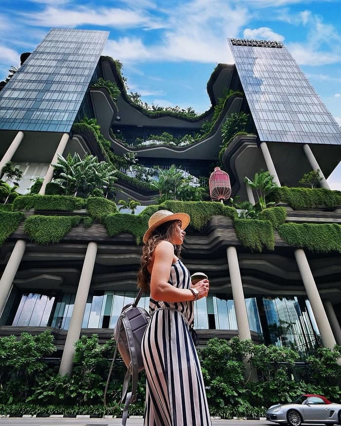 Khách sạn Parkroyal Collection Pickering ấn tượng giữa Singapore