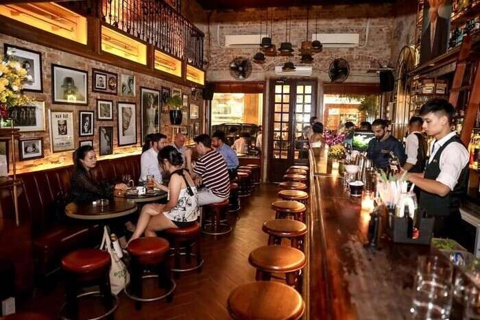 Không gian quán pub ấn tượng