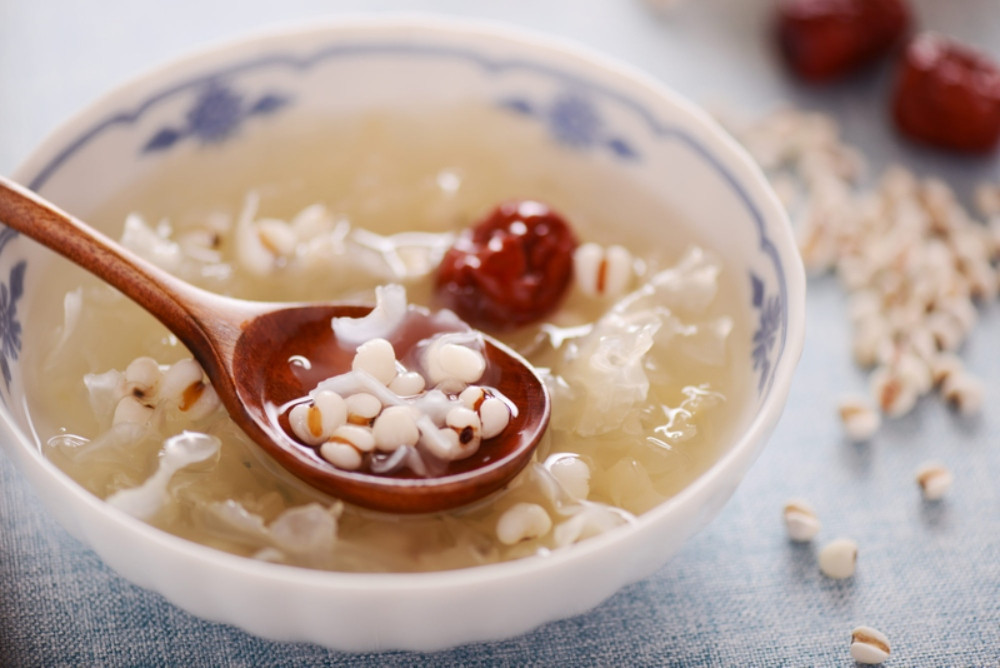 Không sử dụng hạt ý dĩ với liều lượng cao để tránh gây độc