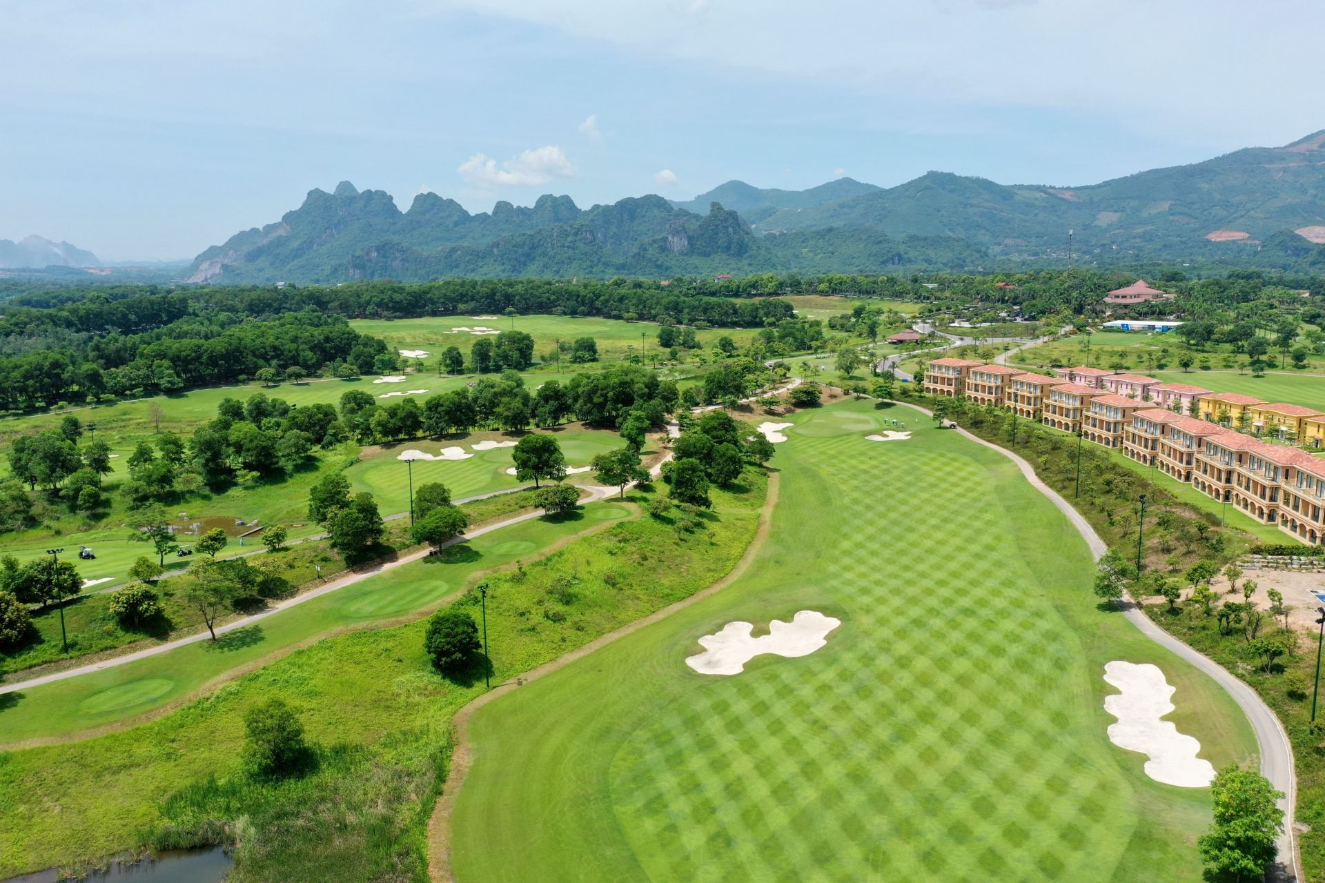 Danh sách các sân tập golf ở Hà Nội chất lượng mà bạn nên biết