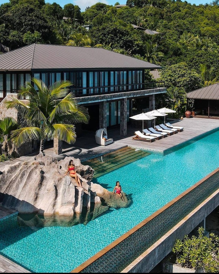Khung cảnh tuyệt đẹp tại Four Seasons Resorts Maldives