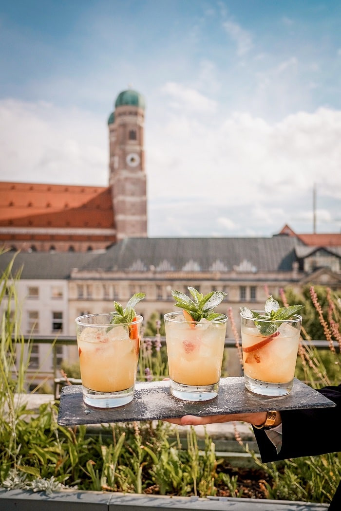 lịch sử của Khách sạn Bayerischer Hof nổi tiếng Munich