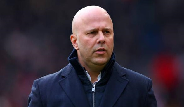 Arne Slot chưa tin chức vô địch nằm trong tay Liverpool