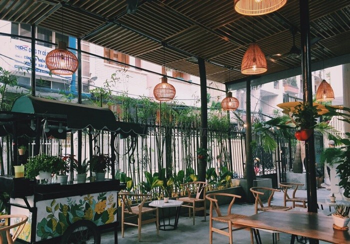 lua-chon-mat-bang-kinh-nghiem-mo-quan-cafe-an-sang