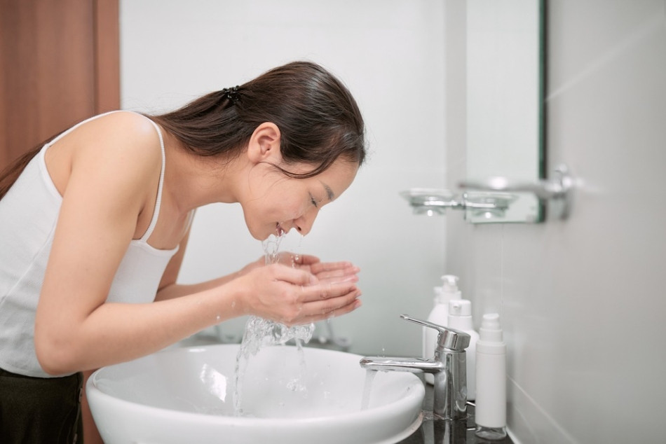 Lựa chọn nhiệt độ nước phù hợp với da dầu
