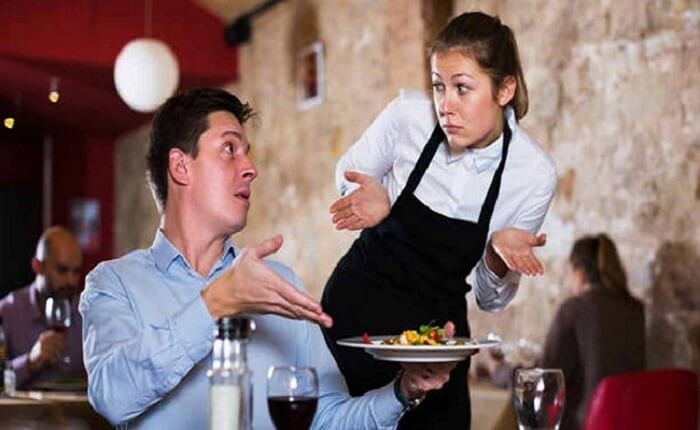 Luân chuyển nhân viên có thể làm cho khách hàng bị hụt hẫng hay bối rối