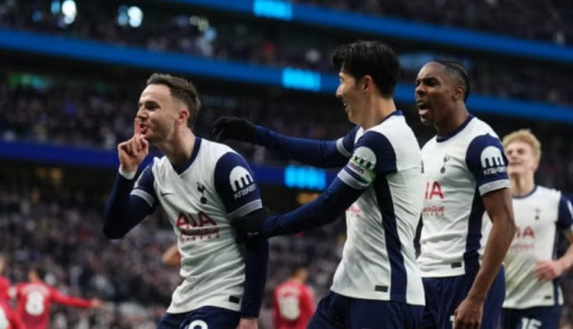 Tottenham vs MU: Một trong những trận tệ nhất lịch sử Premier League
