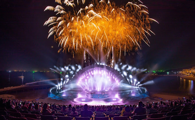 Màn kết show diễn Kiss of the Sea