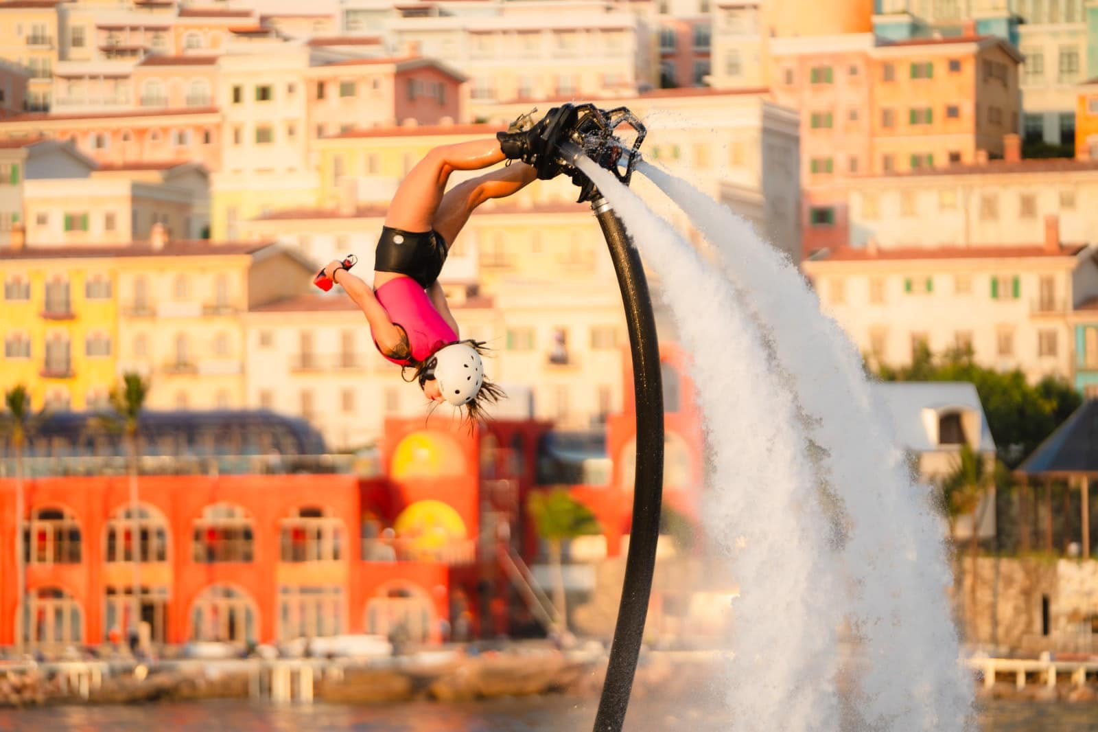 Màn lộn nhào flyboard ấn tượng