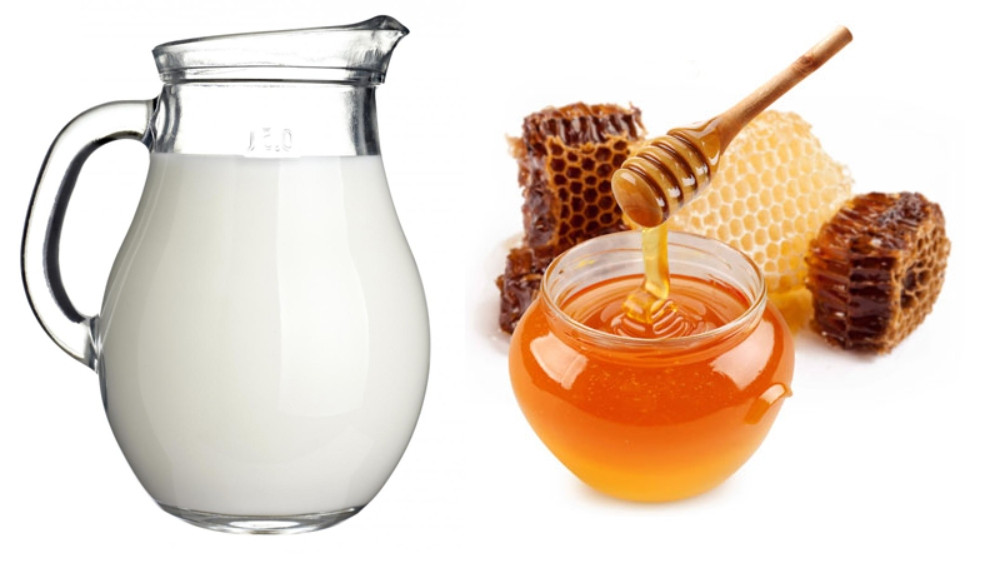 Mặt nạ mật ong và sữa tươi