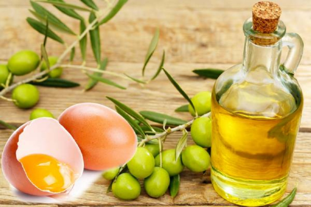 Mặt nạ oliu và trứng gà giúp cải thiện độ đàn hồi và ngăn ngừa lão hóa