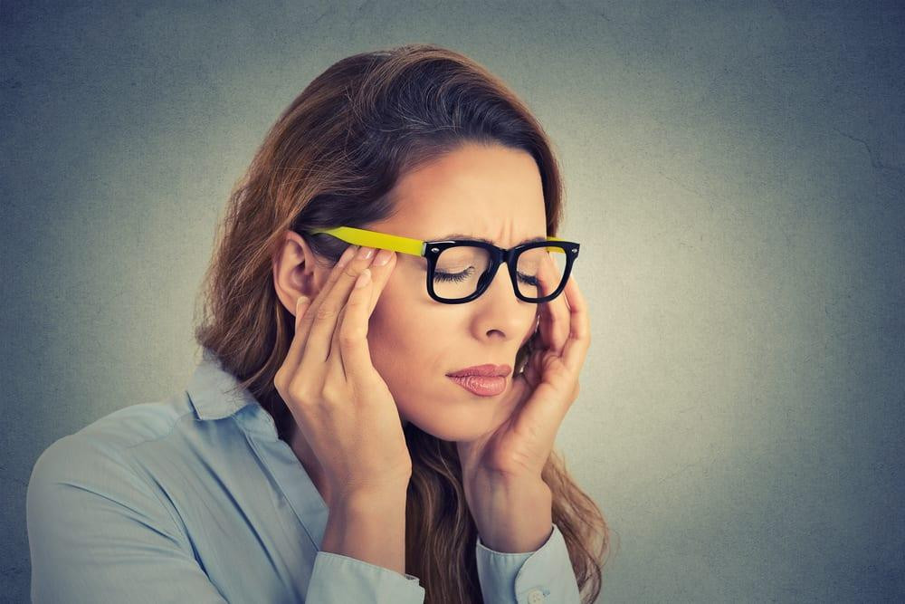 mắt nhạy cảm với ánh sáng